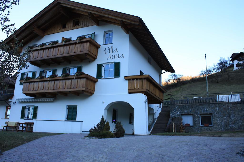 Villa Anna Seis am Schlern Rum bild